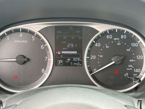 Used 2025 Nissan Kicks Play S FWD image 18