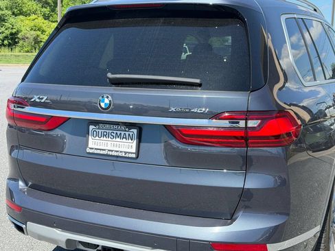 Used 2022 BMW X7 xDrive40i w/ Premium Package AWD/4WD image 11