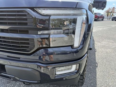 Used 2024 Ford F150 Platinum image 9