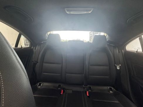Used 2018 Mercedes-Benz CLA 250 image 7