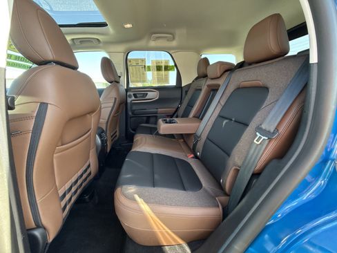 Used 2025 Ford Bronco Sport Outer Banks w/ Outer Banks Tech Package+ AWD/4WD image 26