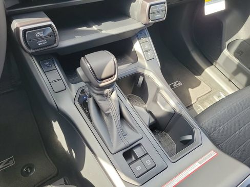 New 2026 Toyota RAV4 SE AWD/4WD image 18