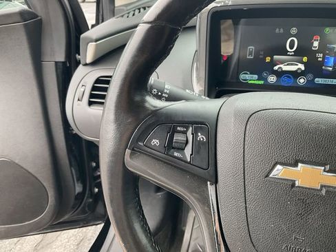 Used 2015 Chevrolet Volt image 18