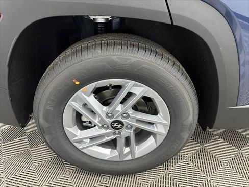 New 2026 Hyundai Tucson SE image 17