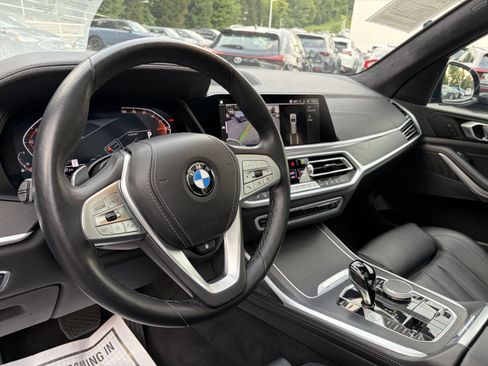 Used 2022 BMW X7 xDrive40i w/ Cold Weather Package AWD/4WD image 12