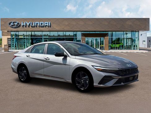 New 2026 Hyundai Elantra SEL Sport Premium w/ Cargo Package FWD image 10