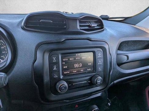 Used 2018 Jeep Renegade Sport w/ Power & Air Group image 12