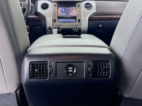 Used 2016 Toyota Tundra Limited AWD/4WD image 29