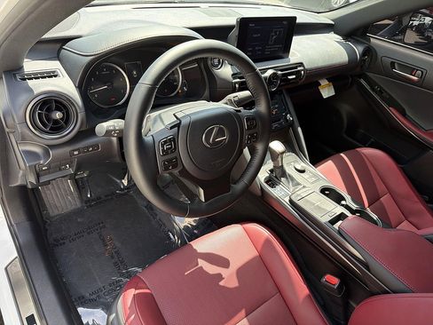 Used 2025 Lexus IS 300 F Sport AWD/4WD image 9