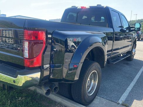 Used 2022 Ford F350 XLT w/ XLT Value Package AWD/4WD image 4