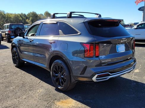 Used 2023 Kia Sorento SX image 9