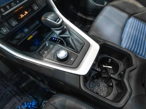 Certified 2025 Toyota RAV4 XSE w/ Advanced Technology Package image 27