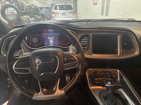Used 2019 Dodge Challenger SRT Hellcat Redeye image 14