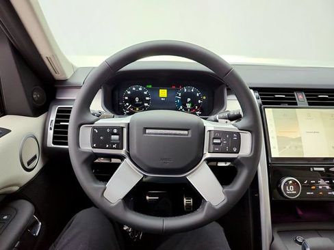 New 2026 Land Rover Discovery Dynamic SE AWD/4WD image 21