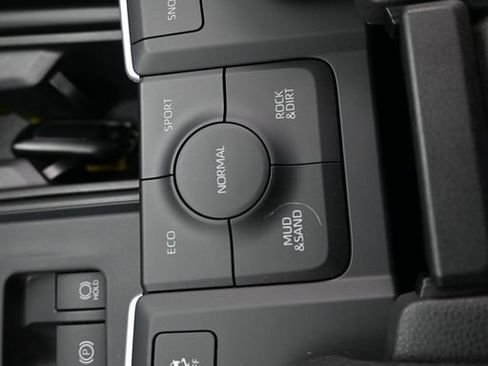 Used 2026 Toyota Grand Highlander XLE image 36