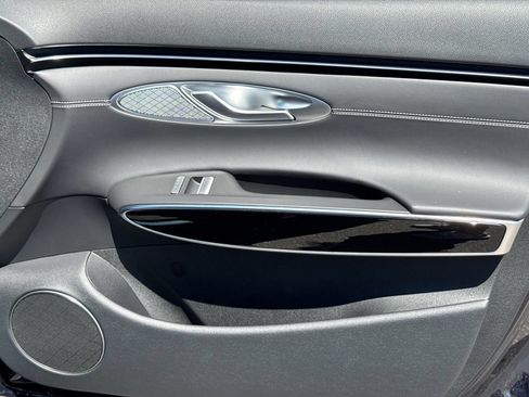 New 2026 Genesis GV70 2.5T AWD/4WD image 14