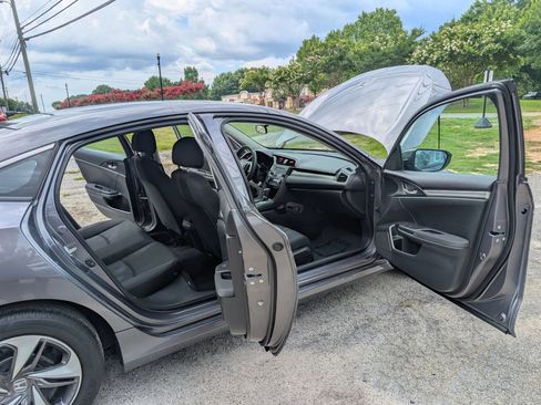 Used 2019 Honda Civic LX image 12