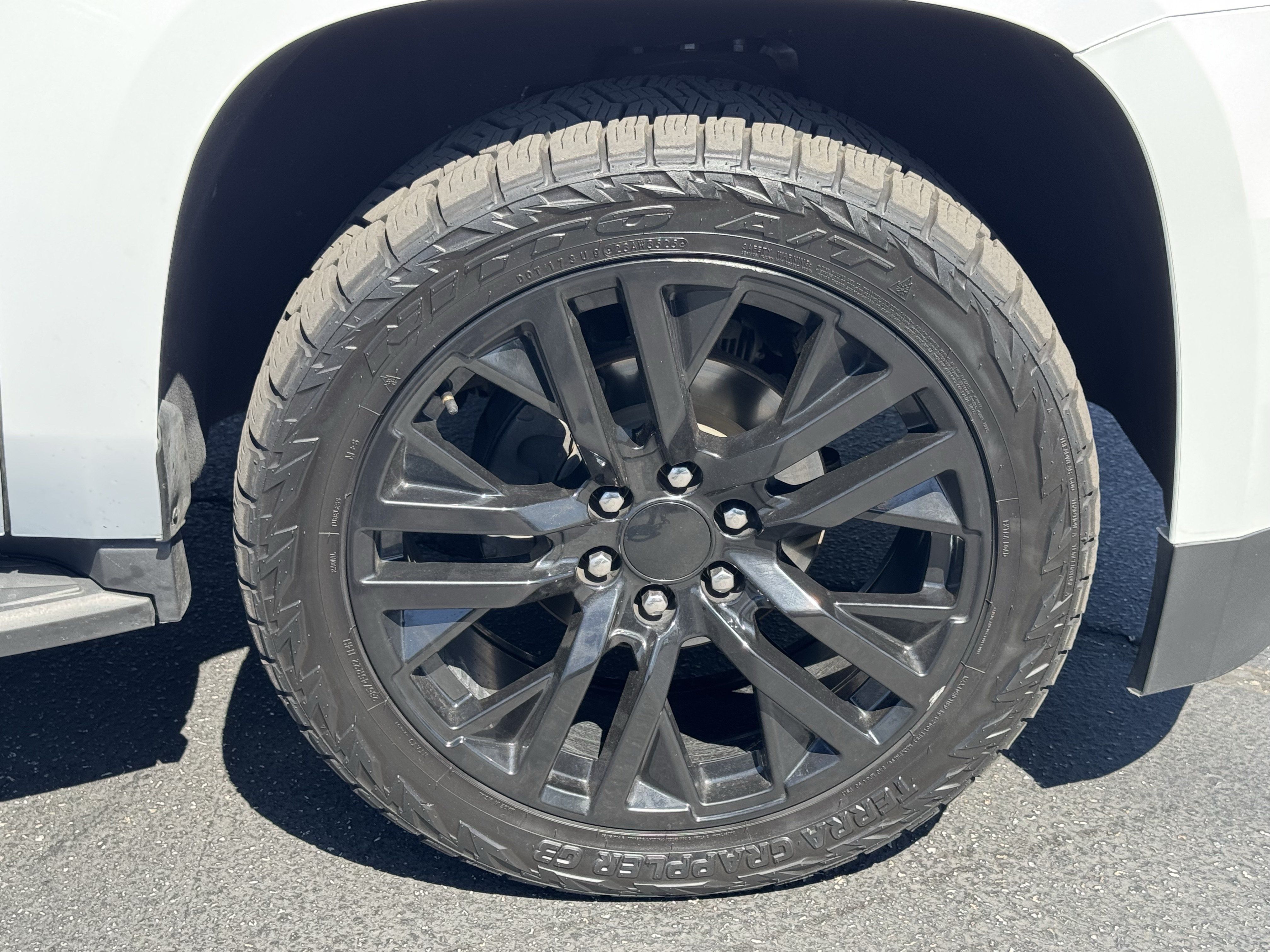 Used 2020 Chevrolet Tahoe LT AWD/4WD image 10