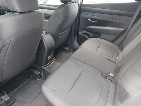 Used 2025 Hyundai Tucson SE FWD image 14