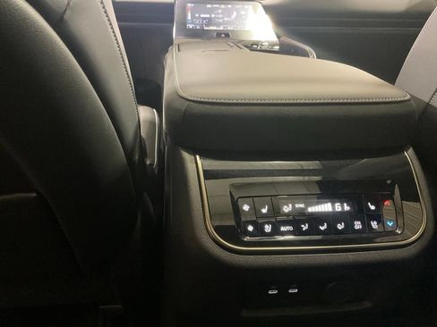 Used 2026 INFINITI QX80 Autograph w/ Premium Cargo Package AWD/4WD image 21
