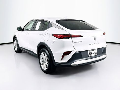 Used 2025 Buick Envista Preferred image 5