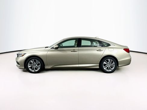 Used 2018 Honda Accord LX image 4