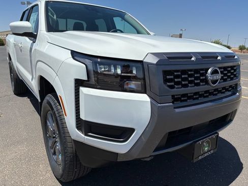 New 2026 Nissan Frontier SV AWD/4WD image 8