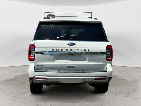 Used 2024 Ford Expedition Limited AWD/4WD image 4