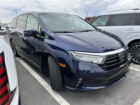 Used 2024 Honda Odyssey Elite image 6