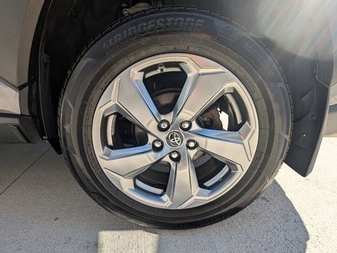 Used 2019 Toyota RAV4 Limited image 42