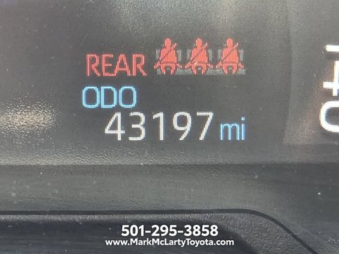 Used 2025 Toyota RAV4 XLE AWD/4WD image 22