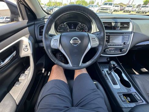 Used 2016 Nissan Altima 2.5 SL FWD image 30