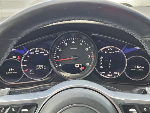 Certified 2022 Porsche Cayenne AWD/4WD image 16