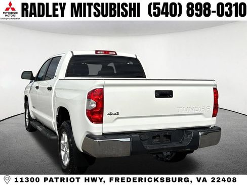 Used 2014 Toyota Tundra SR5 w/ SR5 Upgrade Package AWD/4WD image 18