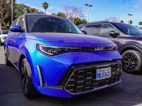 Certified 2023 Kia Soul GT-Line w/ GT-Line Technology Package image 2