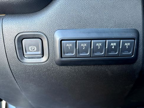 Used 2025 Chevrolet Silverado 3500 W/T w/ WT Convenience Package image 19