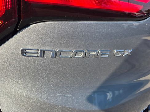 Used 2025 Buick Encore GX Preferred FWD image 11