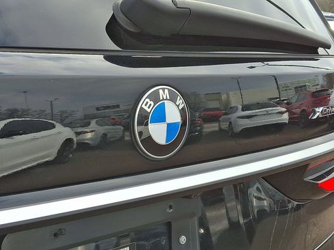 Used 2023 BMW X7 xDrive40i image 30