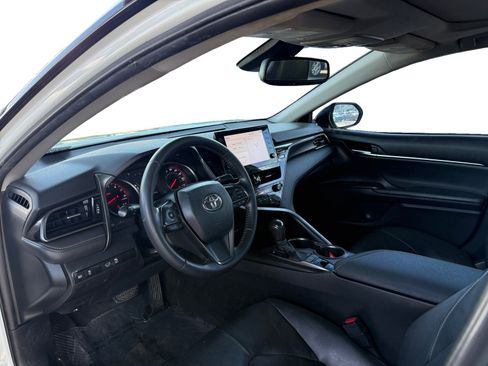 Used 2021 Toyota Camry XSE w/ Carpet Mat Package (TMS) FWD image 9