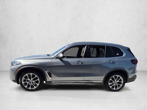 Used 2026 BMW X5 sDrive40i w/ Premium Package RWD image 9