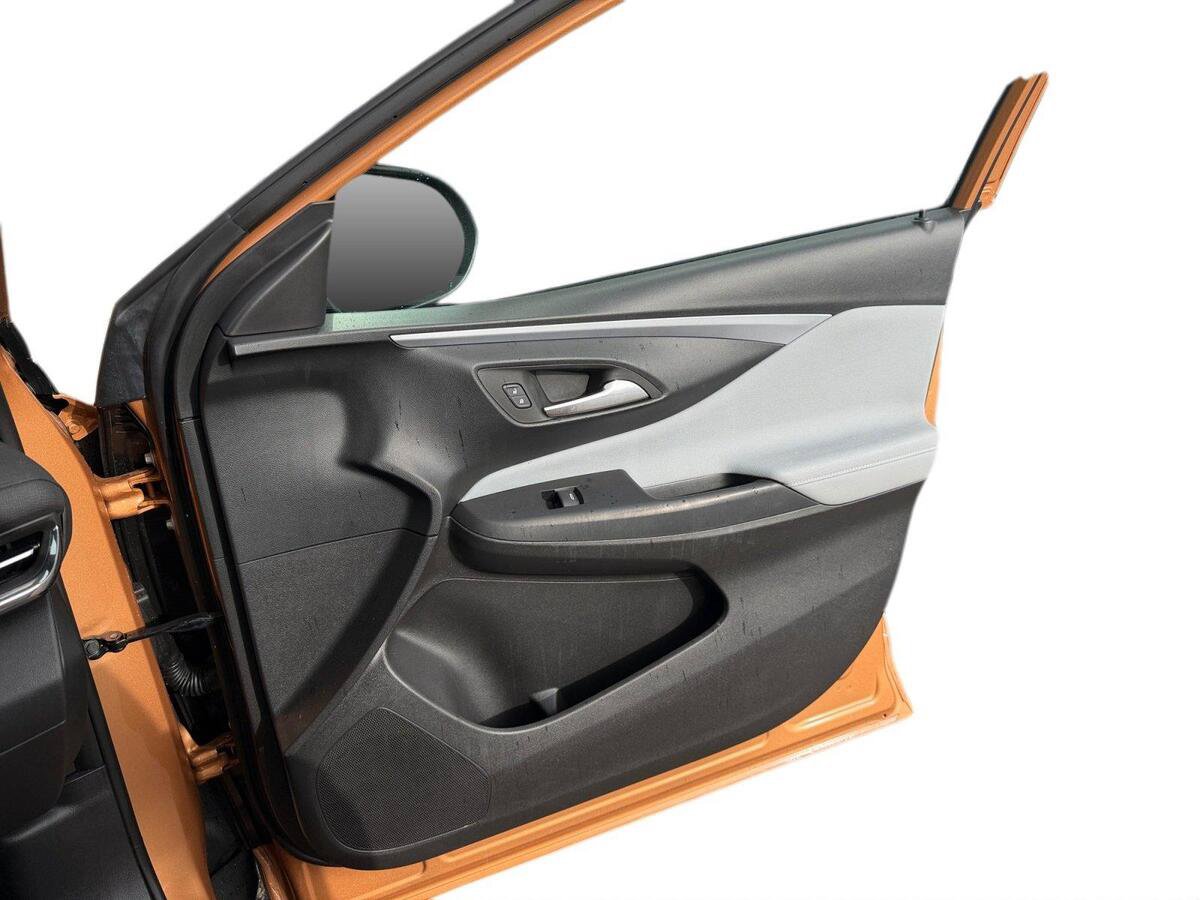 Used 2025 Buick Envista Preferred FWD image 17