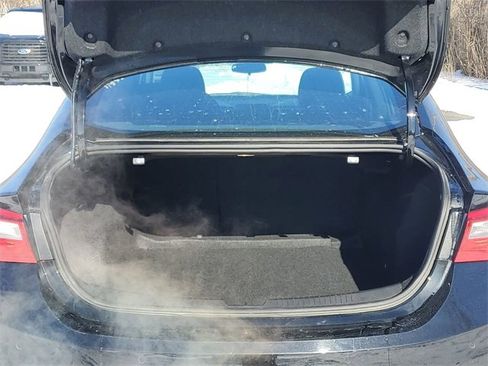 Certified 2025 Chevrolet Malibu LT image 24