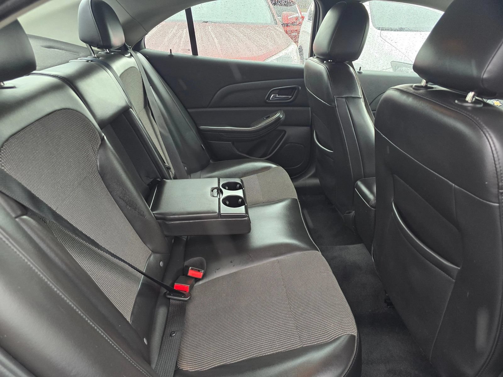 Used 2015 Chevrolet Malibu LT FWD image 11