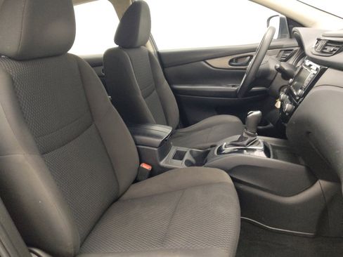 Used 2019 Nissan Rogue Sport S w/ Appearance Package image 21