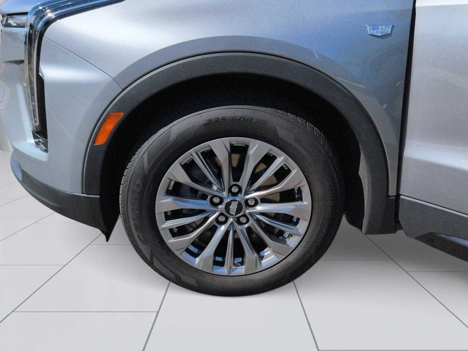 Certified 2025 Cadillac XT4 Premium Luxury FWD image 28