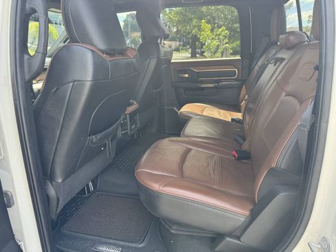 Used 2022 RAM 2500 Limited AWD/4WD image 8