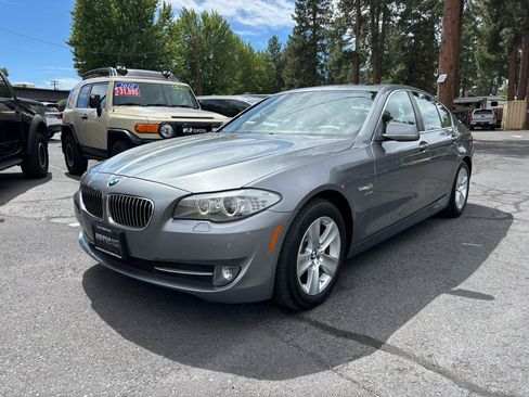 Used 2012 BMW 528i xDrive Sedan AWD/4WD image 1