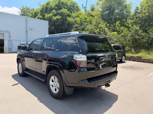 Used 2016 Toyota 4Runner SR5 Premium AWD/4WD image 5