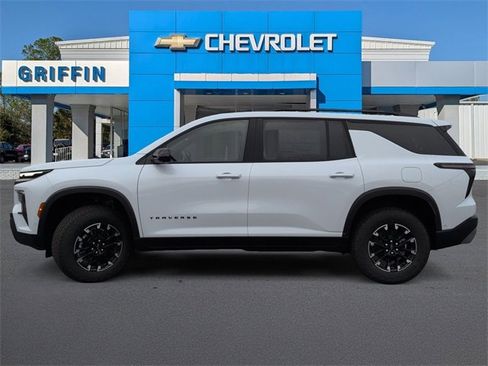 New 2026 Chevrolet Traverse Z71 w/ Enhanced Driving Package image 10