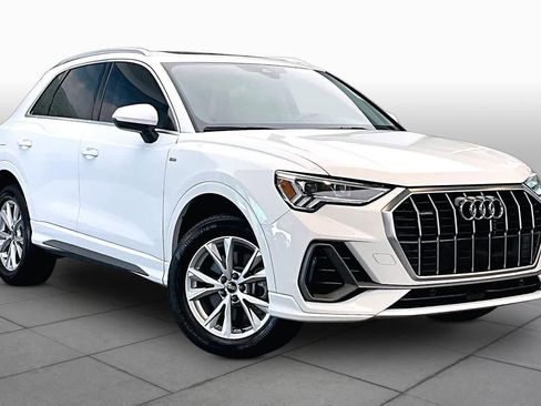 Used 2024 Audi Q3 2.0T Premium AWD/4WD image 3